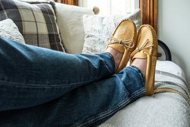 Men's Leather Fringed Moccasin Slippers