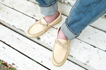 Men's Caribou Hide Moccasin Shoes